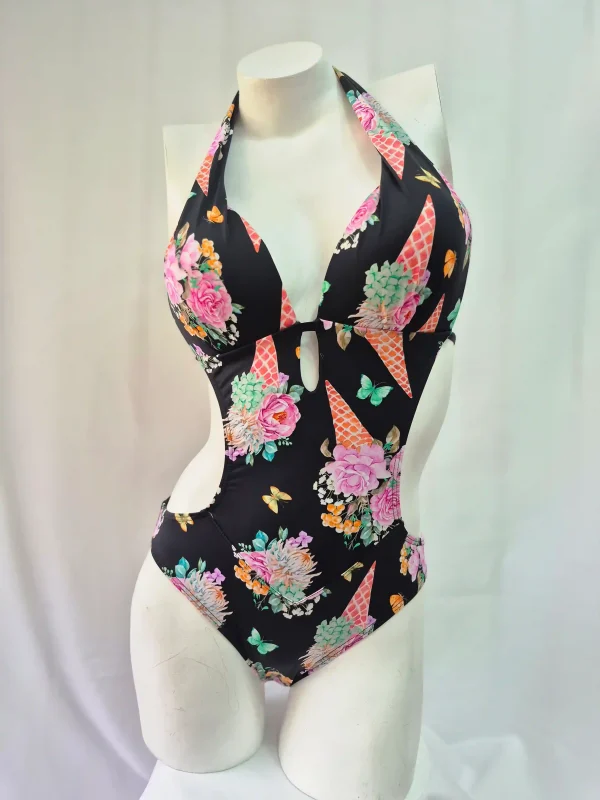 Trikini  Flowers